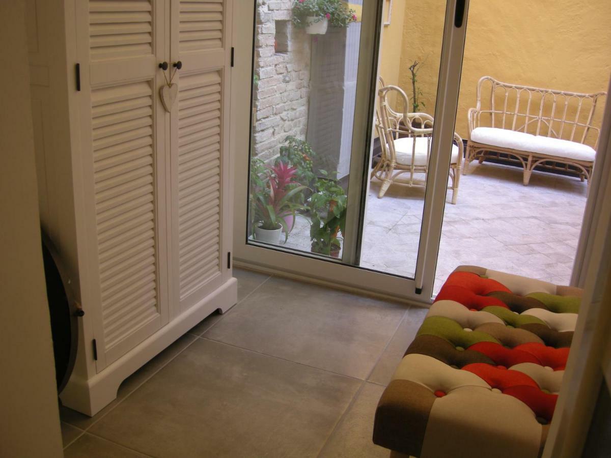 Terrazza Petroni Appartement Bologna Buitenkant foto